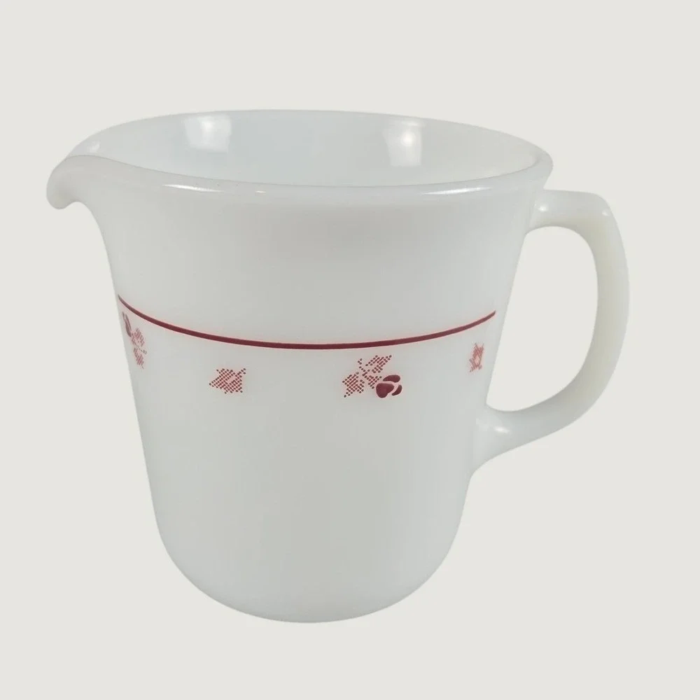 Corning Ware Country Cornflower Red Hearts Creamer Pitcher 20 oz White USA